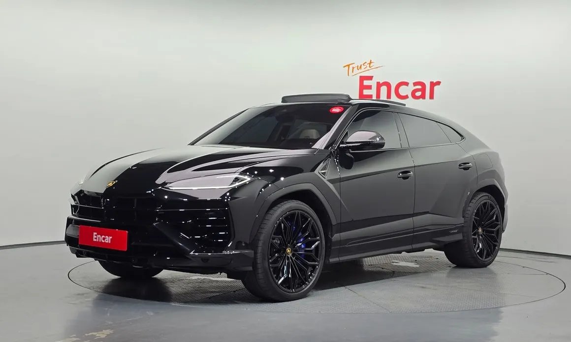Lamborghini Urus 2025