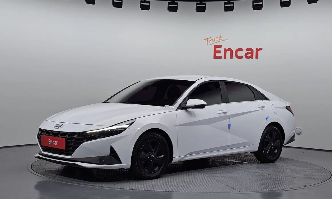Hyundai AVANTE 2021