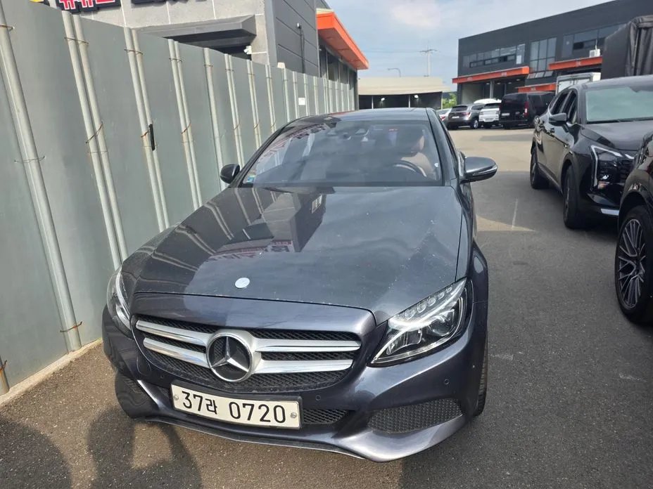 Mercedes-Benz C-Class 2016