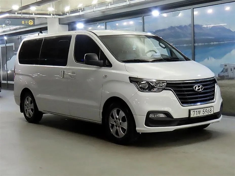 Hyundai Starex 2019