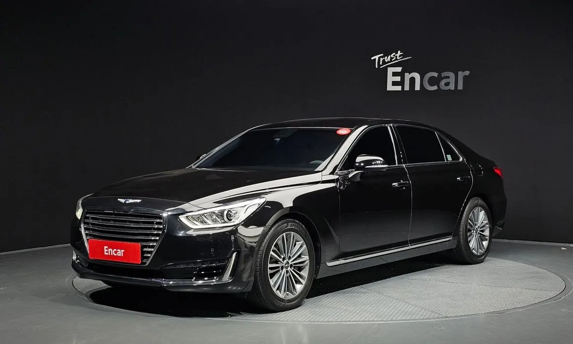 Genesis EQ900 2018