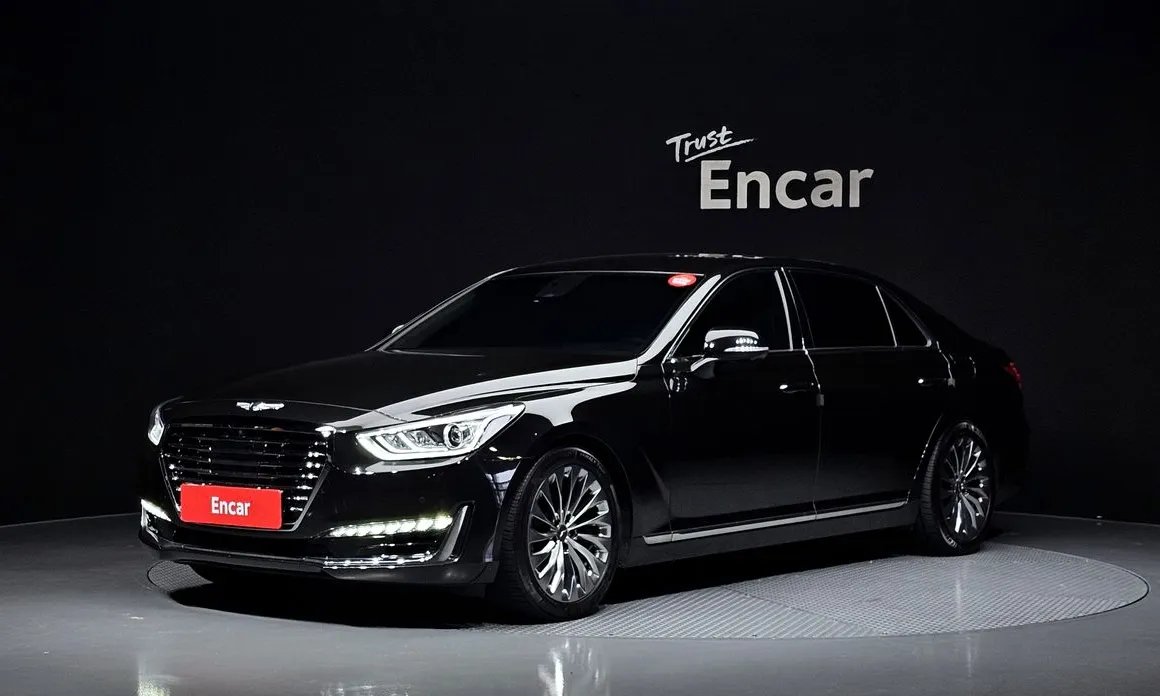 Genesis EQ900 2018