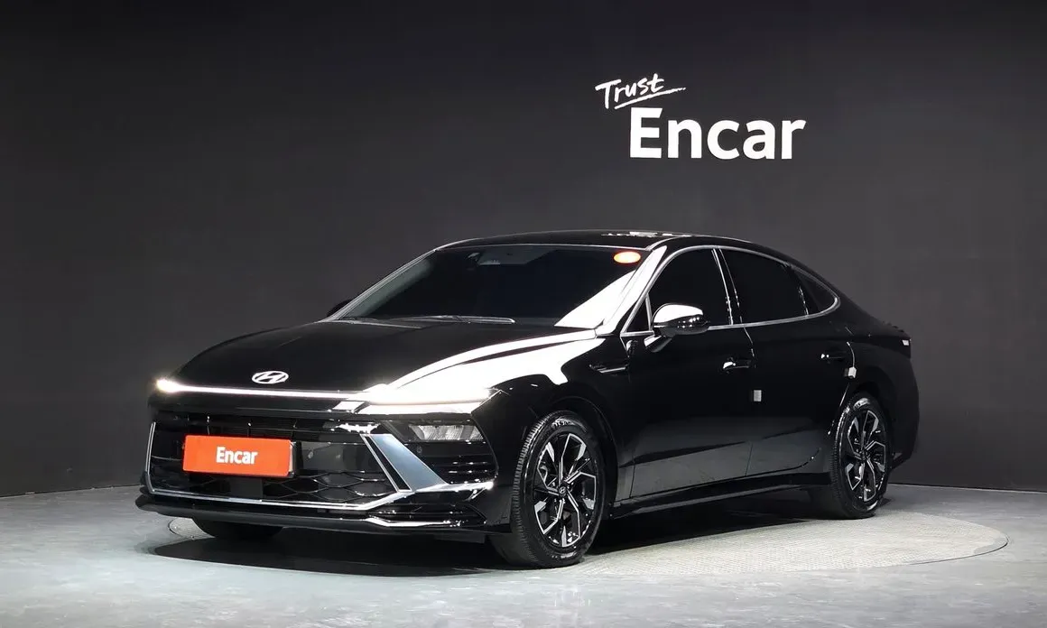 Hyundai Sonata 2024 — фото 1 из 20