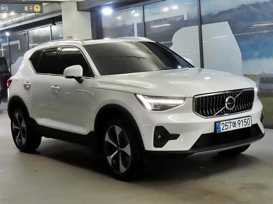 Volvo XC40 2026