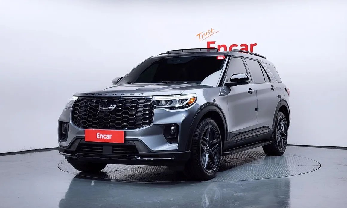 Ford Explorer 2025