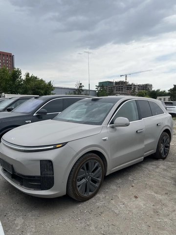 Li Auto L6 2024