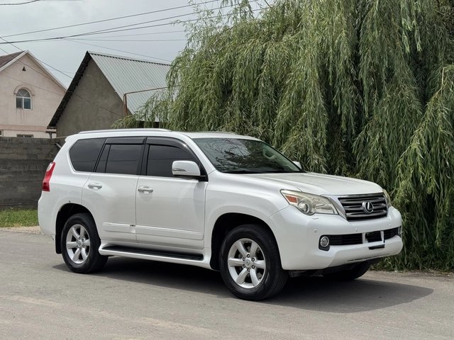 Lexus GX II 2011