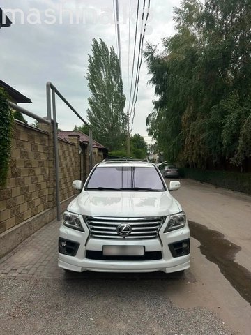 Lexus LX III 2011