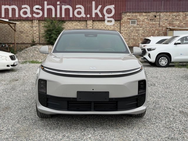 Li Auto L6 2025