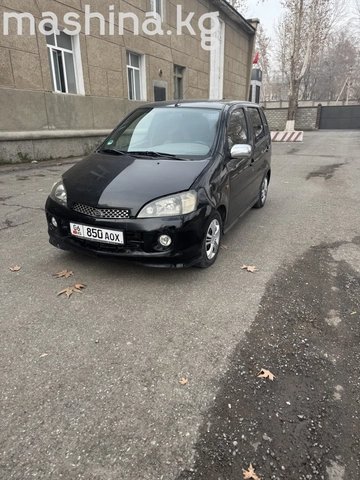 Daihatsu YRV I 2001