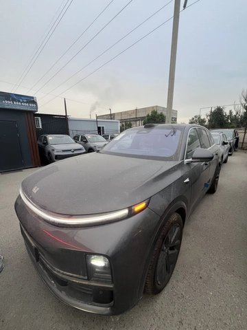 Li Auto L7 2025
