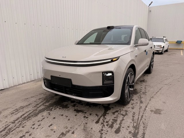 Li Auto L6 2024