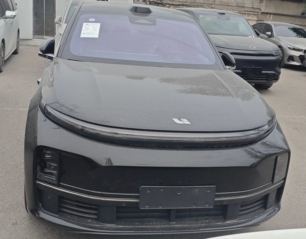 Li Auto L7 2025