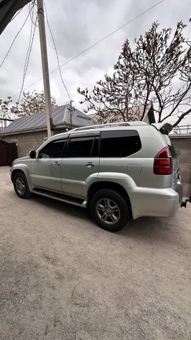 Lexus GX I 2003