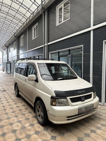 Honda Stepwgn II 2003