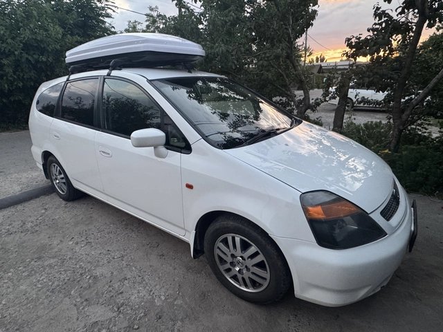 Honda Stream I 2002