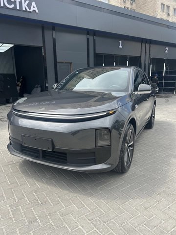 Li Auto L6 2024