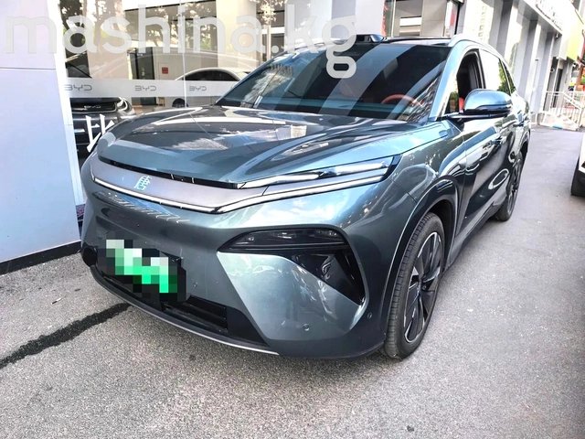 BYD Tang L 2025