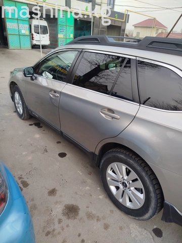 Subaru Outback V 2018