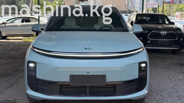 Li Auto L6 2025