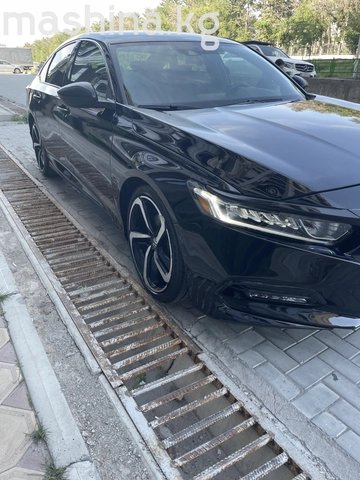 Honda Accord X 2020
