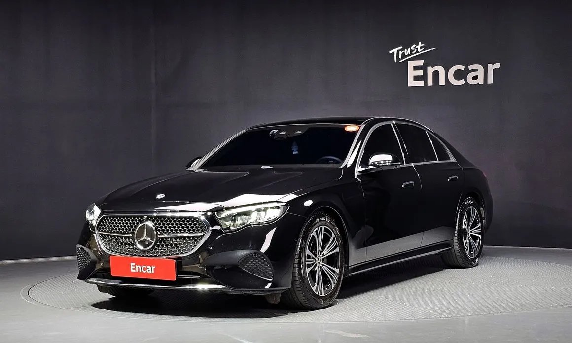 Mercedes-Benz E-Class 2025