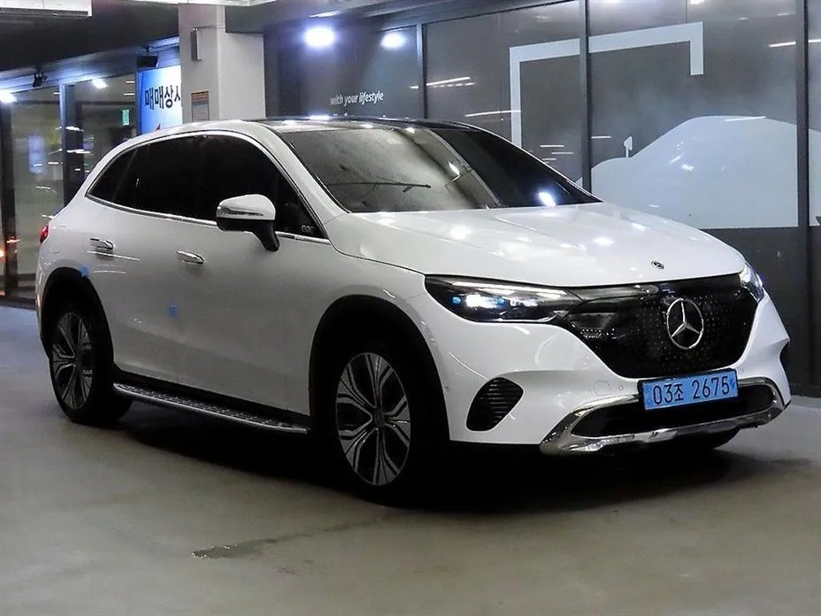 Mercedes-Benz EQE 2024