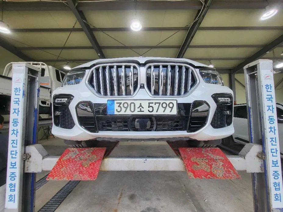 BMW X6 2021