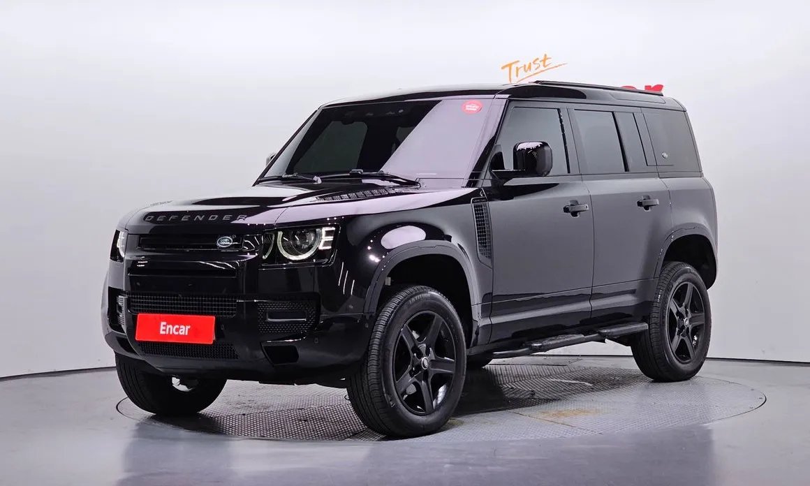 Land Rover Defender 2024