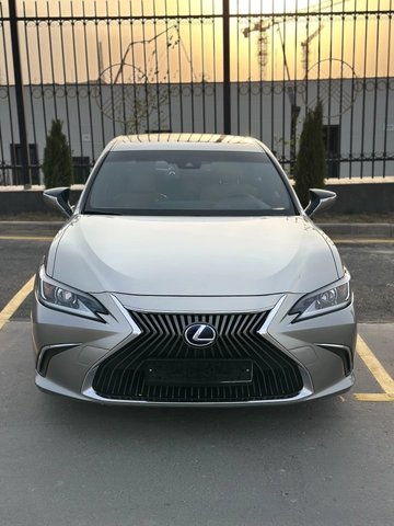 Lexus ES VII 2019