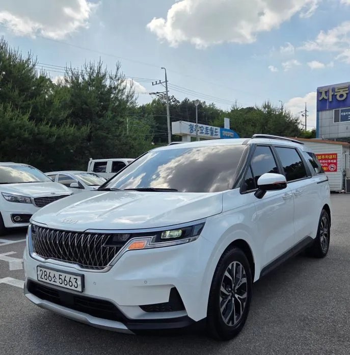 Kia Carnival 2023