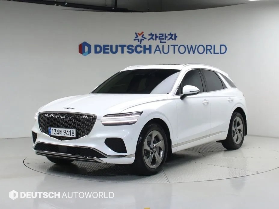 Genesis GV70 2025