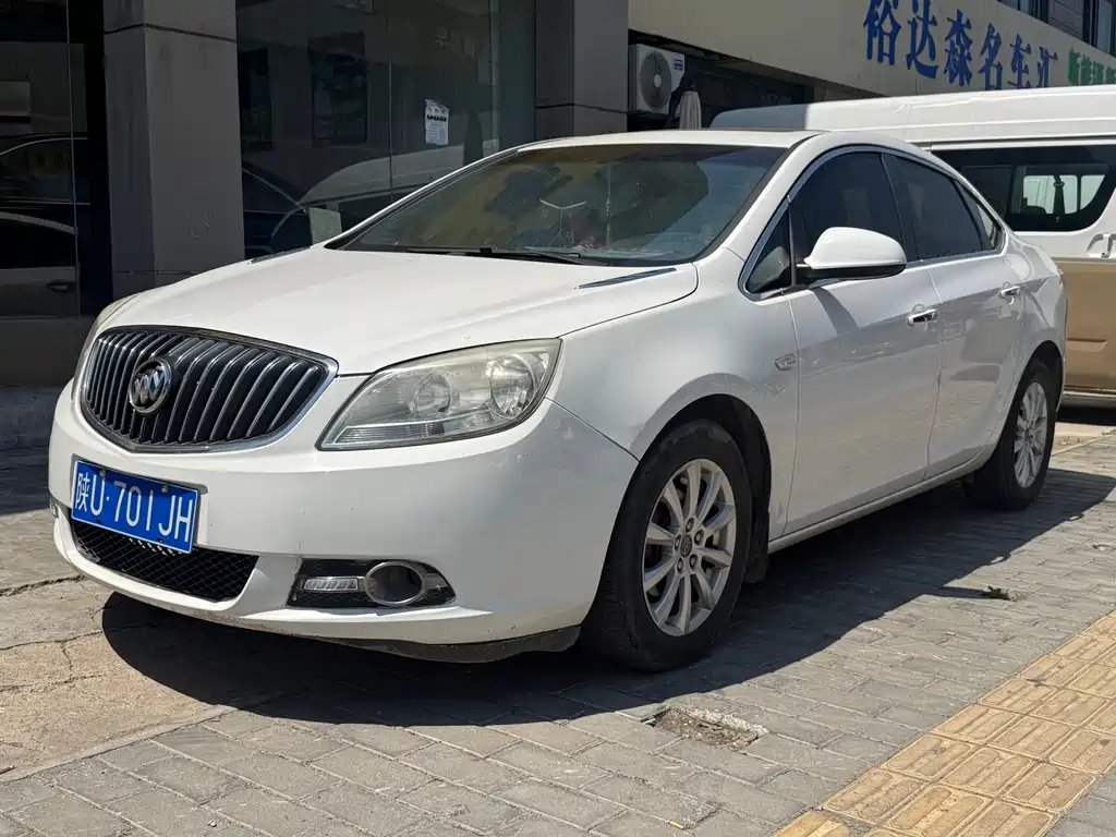 Buick Excelle 2013