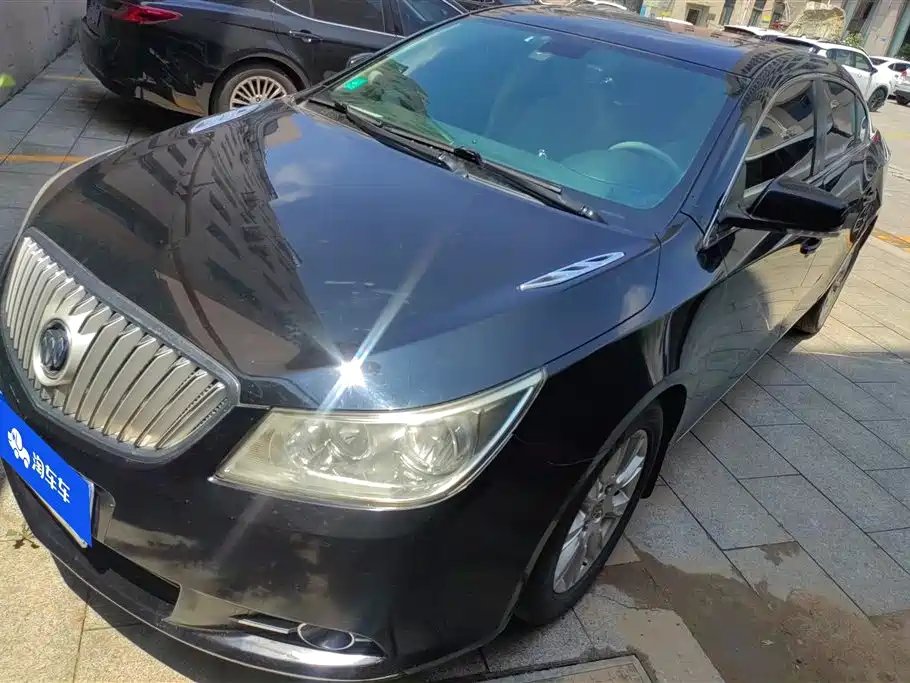 Buick LaCrosse 2012