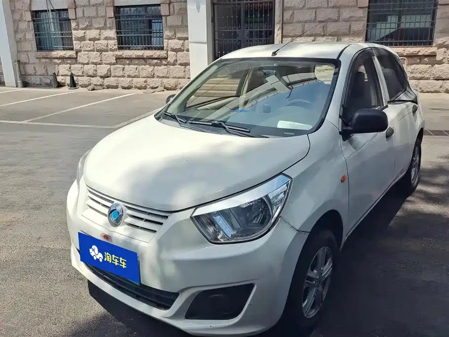 Dongfeng ER30 2018