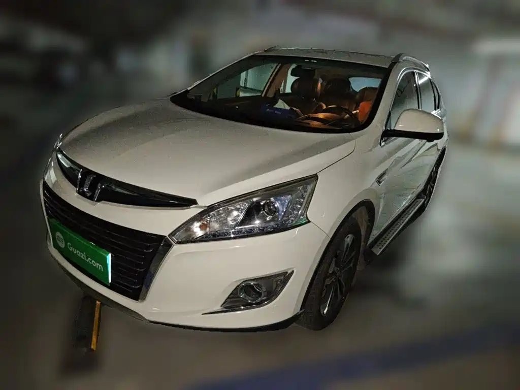 Luxgen U6 2015