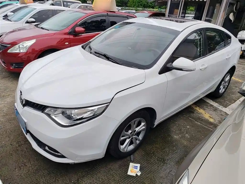 MG MG GT 2016