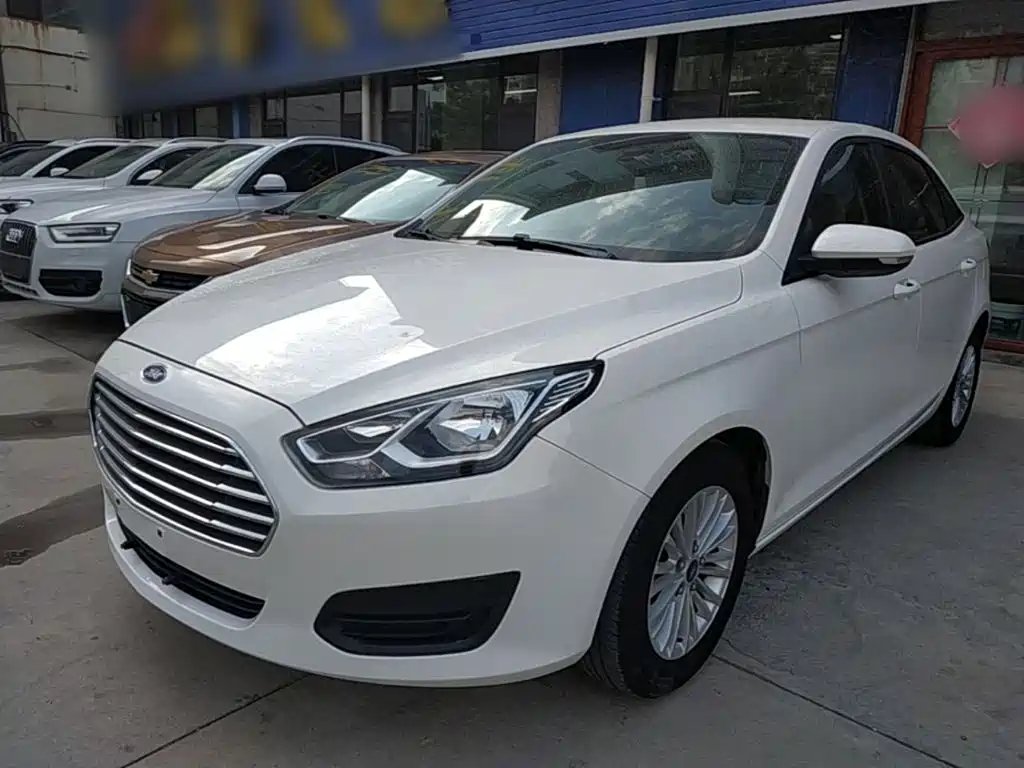 Ford Escort 2018