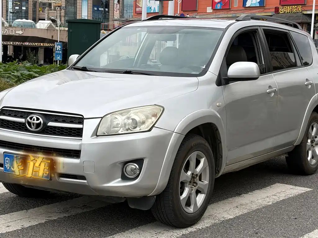 Toyota RAV4 2009