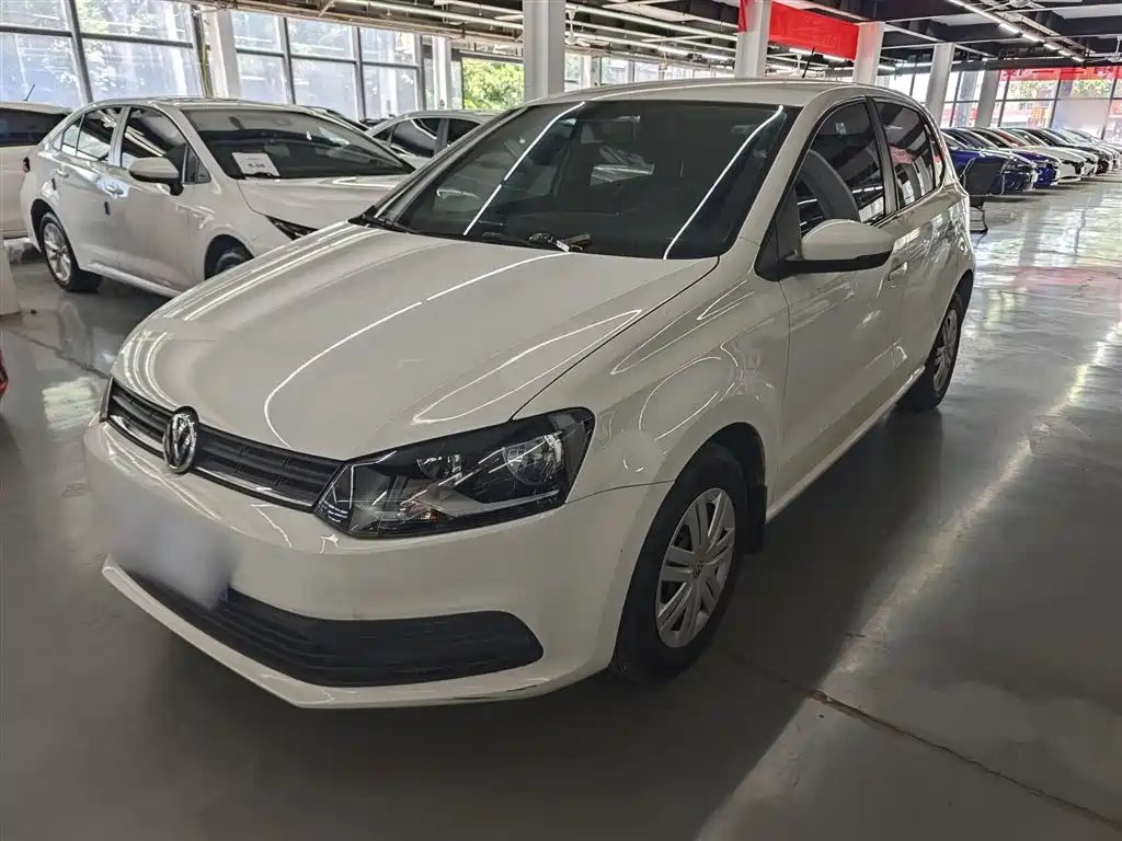 Volkswagen Polo 2016