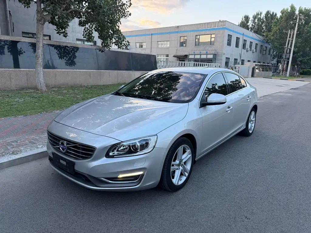 Volvo S60 2014
