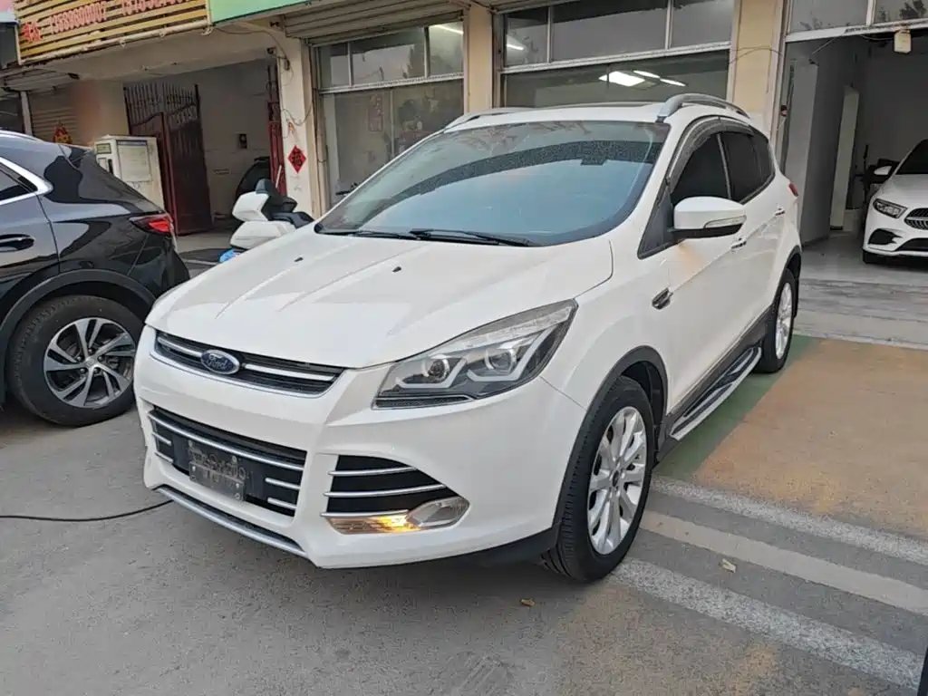 Ford Kuga 2016