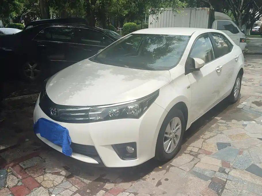 Toyota Corolla 2015