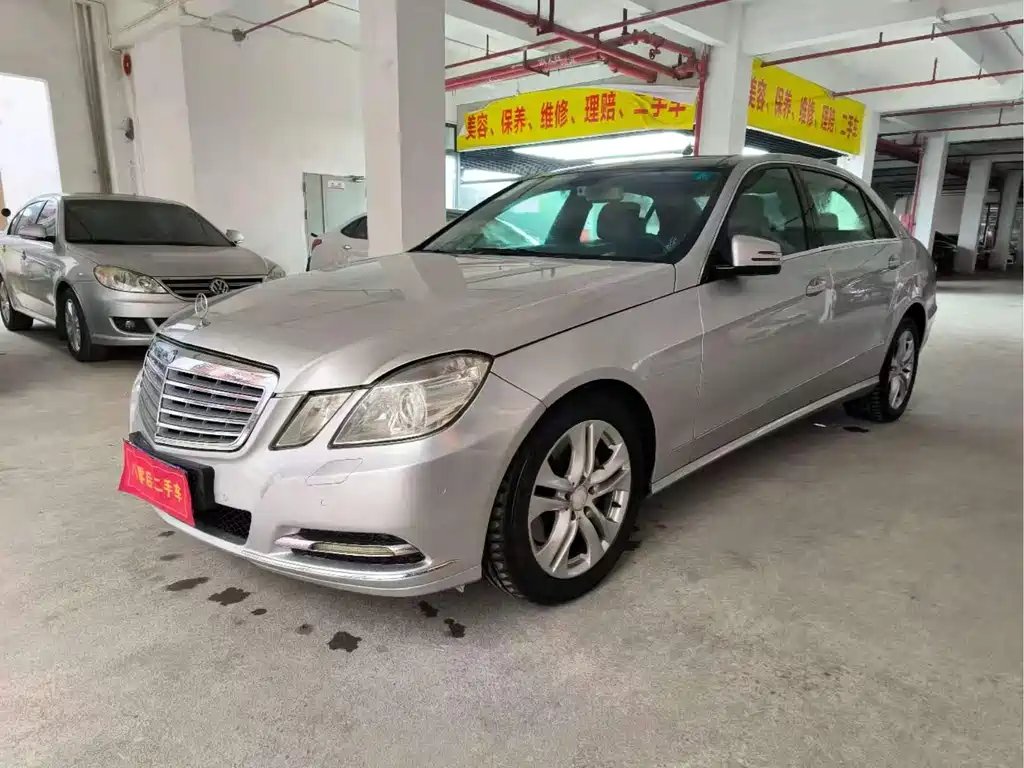 Mercedes-Benz E-Class 2011