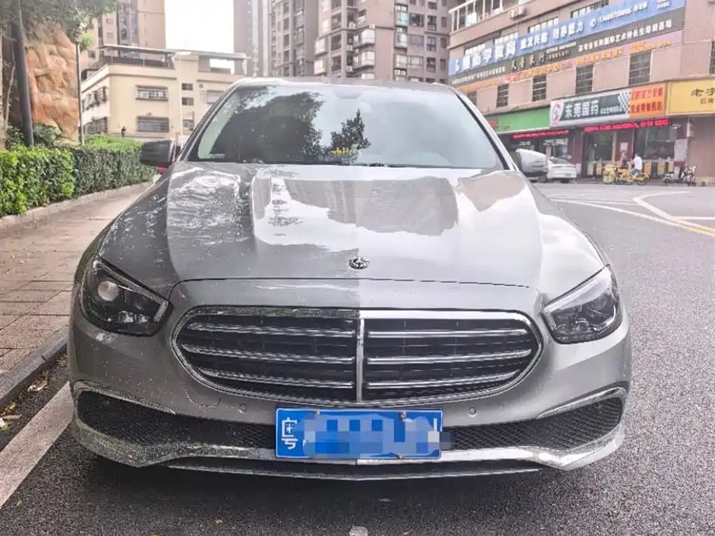 Mercedes-Benz E-Class (Import) 2010
