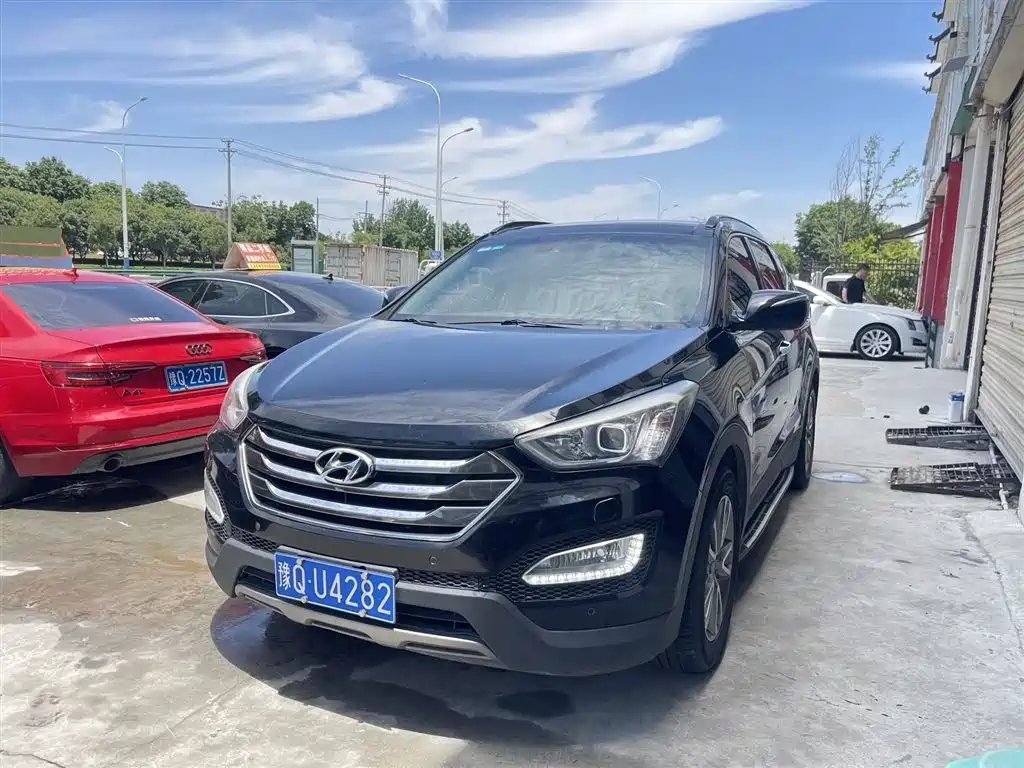 Hyundai Santa Fe 2014