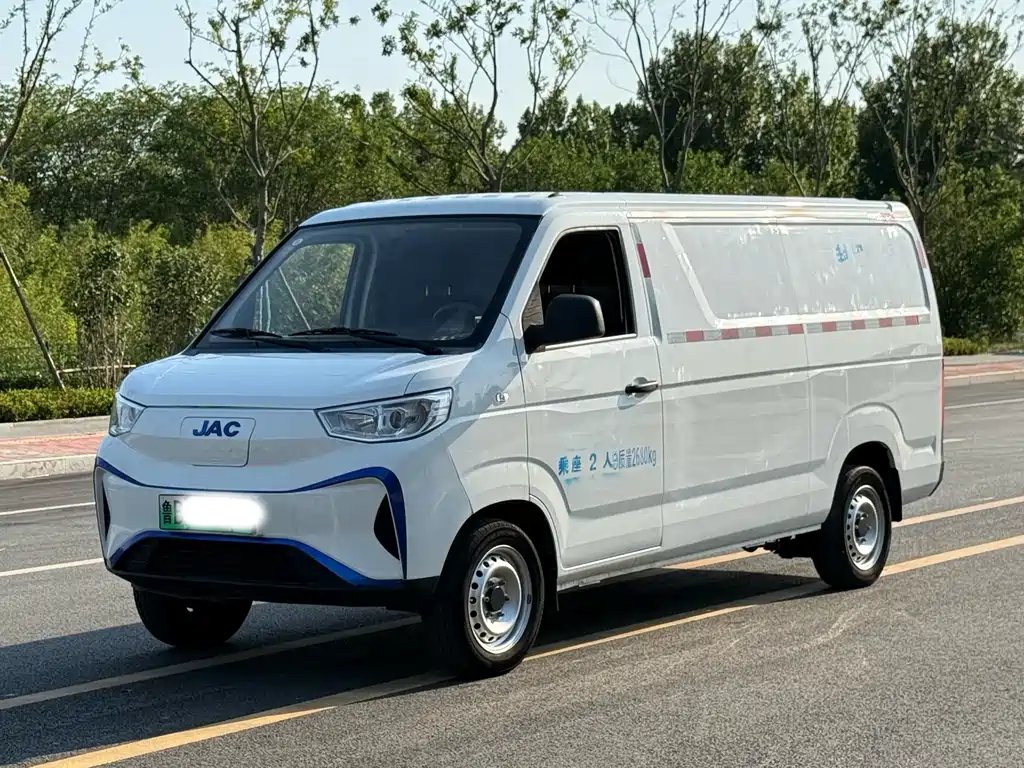 Karry Dolphin EV 2023