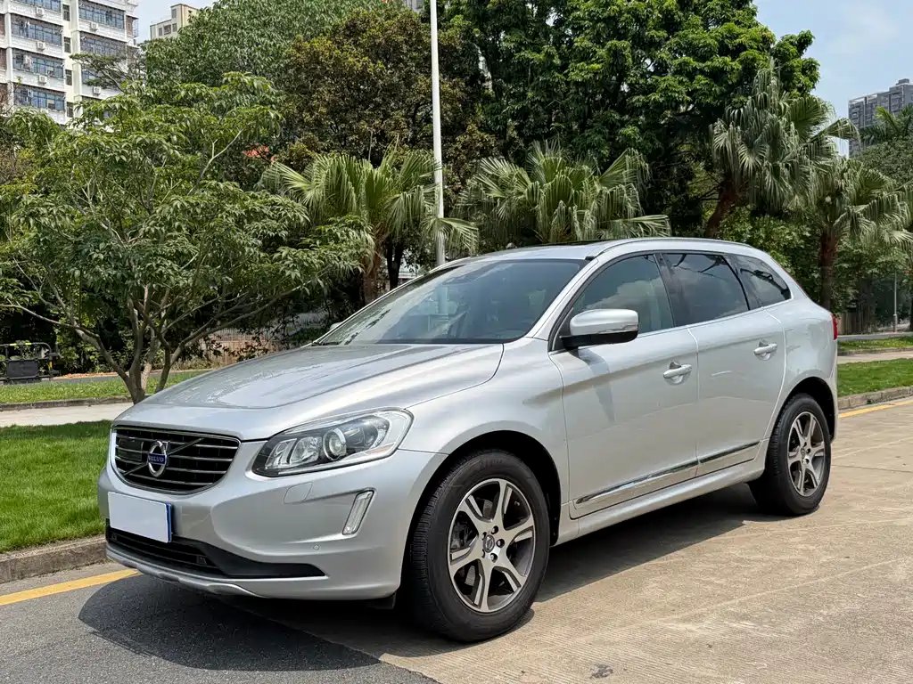 Volvo XC60 2015