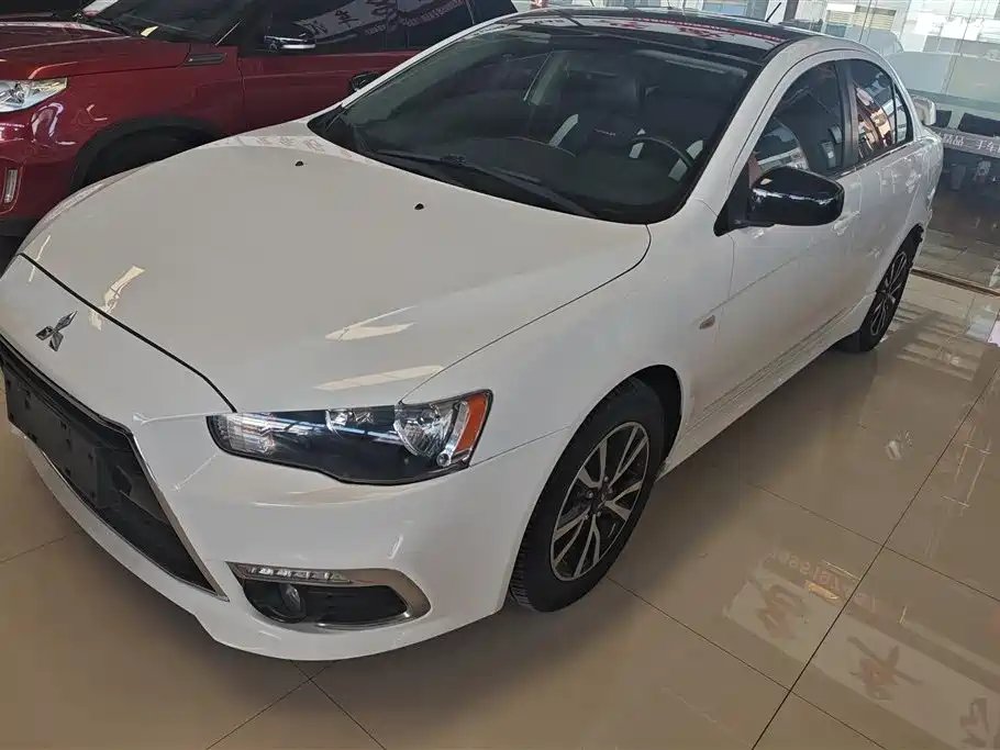 Mitsubishi Lancer EX 2018