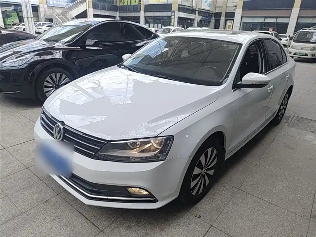 Volkswagen Sagitar 2019